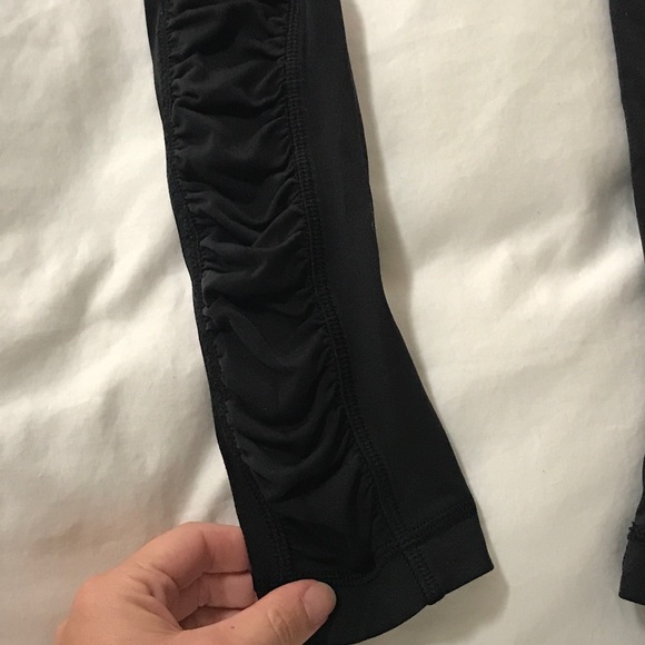 Lululemon pants - Picture 2 of 3